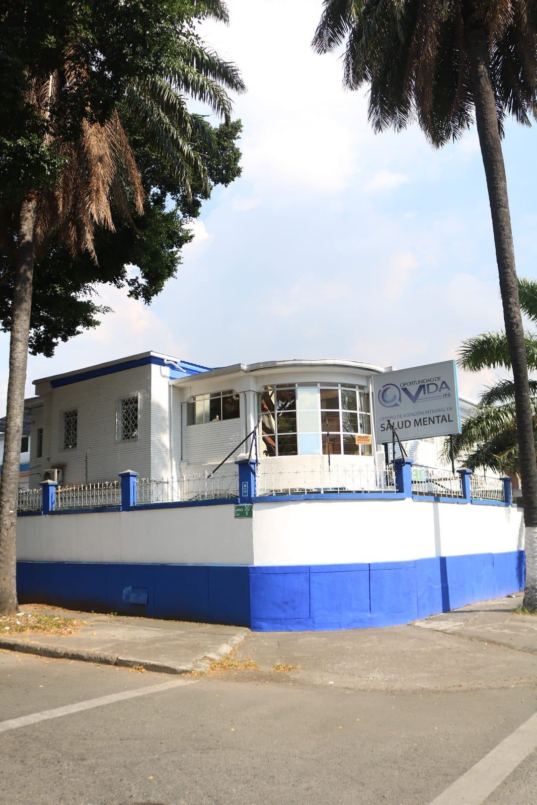 Fachada de Sede Cedro